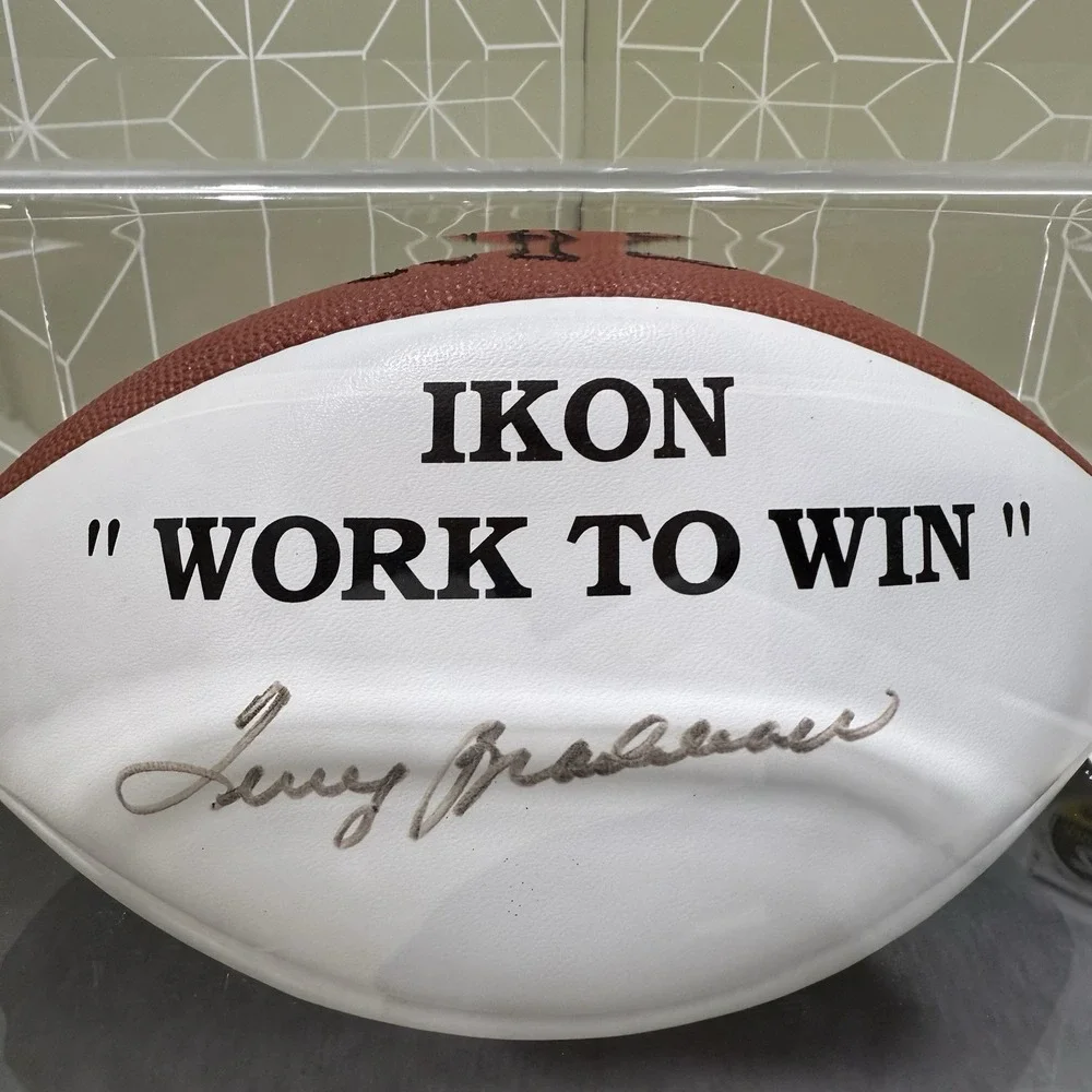 Wilson NFL Football Hand SIGNED / Autographed by NFL Legend TERRY BRADSHAW (HOF)